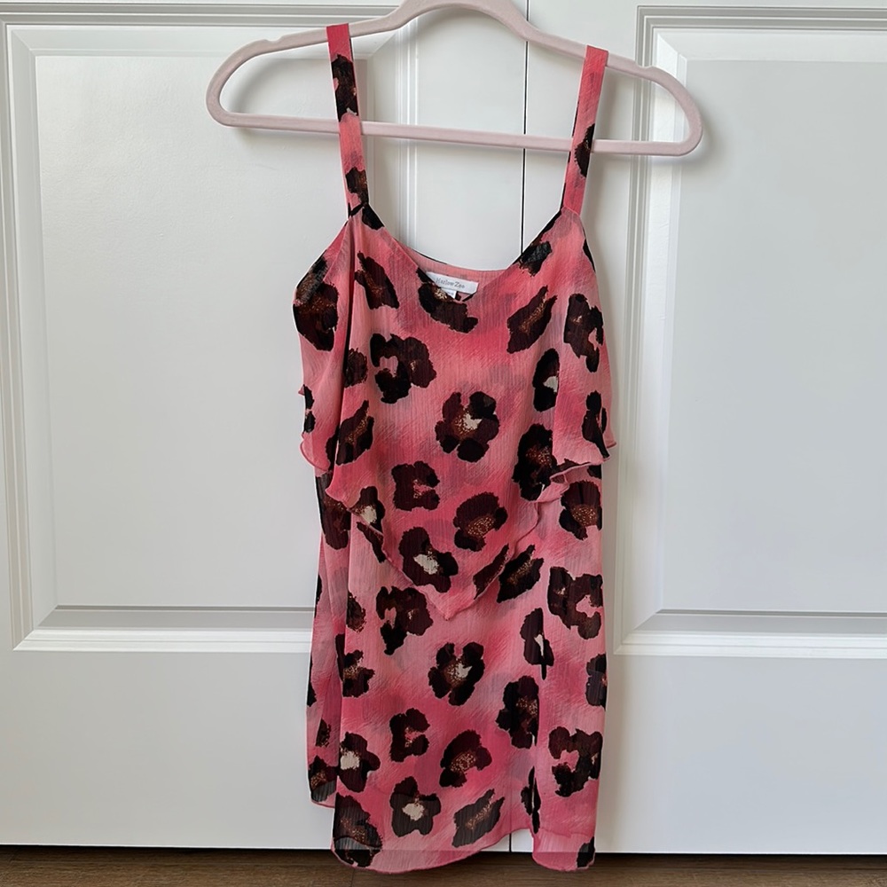 Harlow Zee Pink Cheetah Shirt Size XS 💓